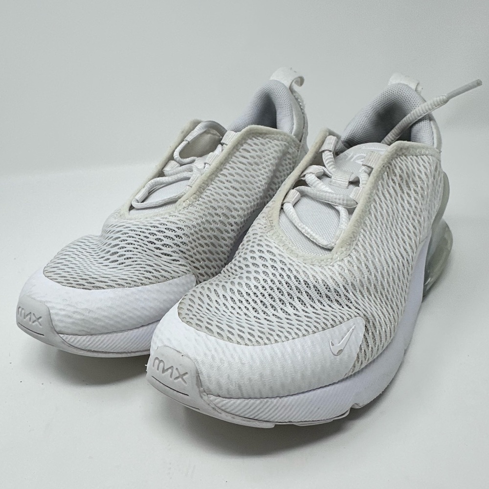 Nike Air Max 270 White Mesh Sneakers size 2y